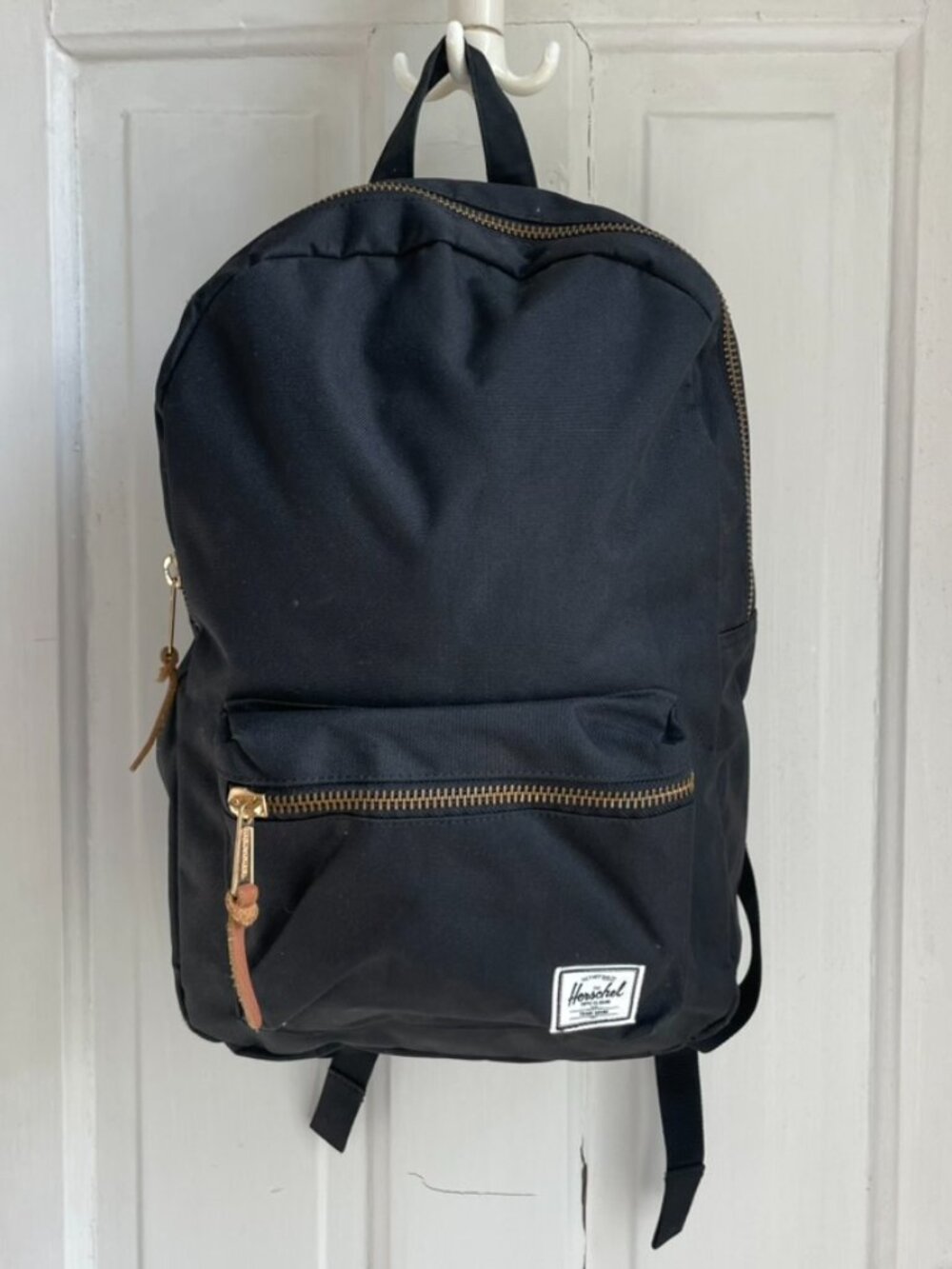 Herschel Classic Black Backpack w/ Laptop Sleeve & Striped Lining